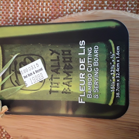 Bamboo Cutting and Serving Board -NEW - Picture 4 of 5